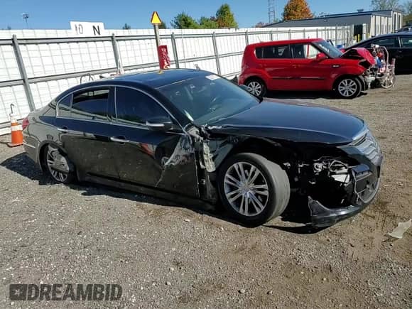 ✅ 2012 Hyundai Genesis 3.8L • VIN: KMHGC4DD0CU168708 • Lot: 82571115. Wystawiony na Copart z przebiegiem 93 670 mil mil. Skorzystaj z bezpłatnego archiwum sprzedaży aukcyjnych z USA i zobacz szczegółowy raport historii pojazdu na DreamBid. Zdjęcie 13.