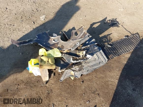 ✅ 2010 Bentley Continental GT • VIN: SCBCP7ZAXAC066426 • Lot: 43333931. Listed on IAAI with 69,839 mi. Free auction sales archive from the USA and detailed vehicle history report at DreamBid. Image 12.