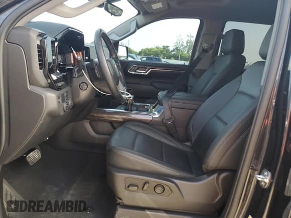 ✅ 2024 Chevrolet Silverado 1500 • VIN: 3GCPAEE86RG288574 • Лот: 63547245. Опубликован ранее на Copart с пробегом 26 929 миль. Бесплатный доступ к архиву аукционных продаж из США и подробный отчёт об истории автомобиля на DreamBid. Изображение 7.