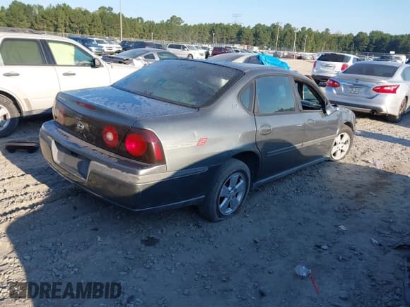 ✅ 2004 Chevrolet Impala • VIN: 2G1WF52E349276644 • Lot: 43224230. Listed on IAAI with Not provided. Free auction sales archive from the USA and detailed vehicle history report at DreamBid. Image 4.