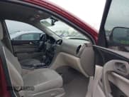 ✅ 2015 Buick Enclave Convenience • VIN: 5GAKRAKD7FJ186483 • Lot: 41905632. Wystawiony na IAAI z przebiegiem 96 705 mil. Bezpłatny archiwum sprzedaży aukcyjnych z USA i szczegółowy raport historii pojazdu na DreamBid. Zdjęcie 5.