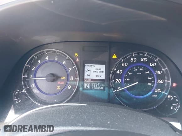 ✅ 2016 Infiniti QX70 • VIN: JN8CS1MUXGM671824 • Lot: 41741343. Listed on IAAI with 129,541 mi. Free auction sales archive from the USA and detailed vehicle history report at DreamBid. Image 7.