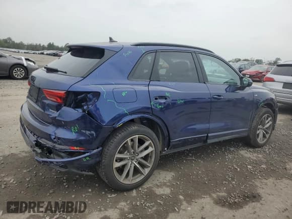 ✅ 2024 Audi Q3 S line Premium • VIN: WA1DECF34R1182504 • Лот: 81881585. Опубликован ранее на Copart с пробегом 6 712 миль. Бесплатный доступ к архиву аукционных продаж из США и подробный отчёт об истории автомобиля на DreamBid. Изображение 3.