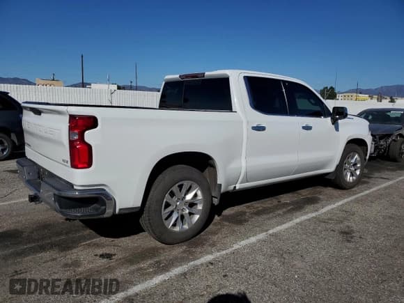 ✅ 2021 Chevrolet Silverado 1500 LTZ • VIN: 1GCPWEED5MZ192068 • Lot: 82542185. Listed on Copart with 105,467 mi. Free auction sales archive from the USA and detailed vehicle history report at DreamBid. Image 3.