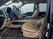 ✅ 2017 Ford F-250 Lariat • VIN: 1FT7W2BT6HEB40584 • Lot: 94524525. Wystawiony na Copart z przebiegiem 342 968 mil. Bezpłatny archiwum sprzedaży aukcyjnych z USA i szczegółowy raport historii pojazdu na DreamBid. Zdjęcie 7.