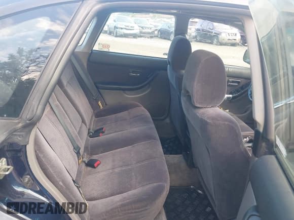 ✅ 2003 Subaru Legacy L • VIN: 4S3BE635737205962 • Lot: 43096615. Listed on IAAI with Not provided. Free auction sales archive from the USA and detailed vehicle history report at DreamBid. Image 8.