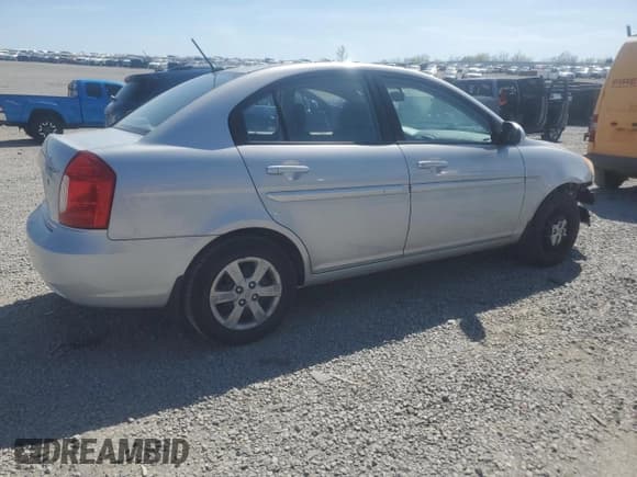 ✅ 2009 Hyundai Accent Auto GLS • VIN: KMHCN46C79U355594 • Лот: 53432265. Опубликован ранее на Copart с пробегом 153 655 миль. Бесплатный доступ к архиву аукционных продаж из США и подробный отчёт об истории автомобиля на DreamBid. Изображение 3.