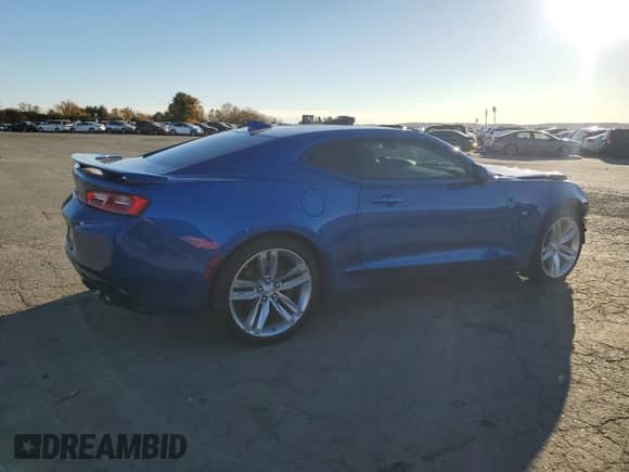 2016 Chevrolet Camaro 2SS z VIN 1G1FG1R71G0131114, wystawiony jako Copart lot #91431575 z przebiegiem 52 499 mil mil oraz Szkoda całkowita • Salvage title. Historia ofert i sprzedaży dostępna na DreamBid. Obrazek 3.