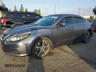 2016 Nissan Altima S с VIN 1N4AL3AP8GC191612, выставлен на аукционе Copart как лот 82740395 с пробегом 136 383 миль миль и Чистый • Clean title. История ставок и продаж доступна на DreamBid. Изображение 1.