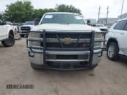 ✅ 2015 Chevrolet Silverado 2500HD LT • VIN: 1GC2KVEG8FZ544983 • Lot: 42264875. Wystawiony na IAAI z przebiegiem 186 478 mil. Bezpłatny archiwum sprzedaży aukcyjnych z USA i szczegółowy raport historii pojazdu na DreamBid. Zdjęcie 13.