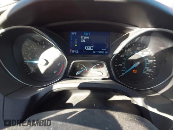 ✅ 2014 Ford Focus SE • VIN: 1FADP3F23EL128123 • Lot: 43618300. Wystawiony na IAAI z przebiegiem 127 990 mil. Bezpłatny archiwum sprzedaży aukcyjnych z USA i szczegółowy raport historii pojazdu na DreamBid. Zdjęcie 7.