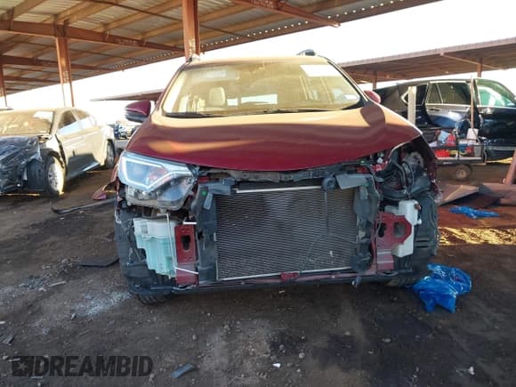 ✅ 2018 Toyota RAV4 XLE • VIN: JTMWFREV5JD130089 • Lot: 43886046. Listed on IAAI with 50,461 mi. Free auction sales archive from the USA and detailed vehicle history report at DreamBid. Image 13.