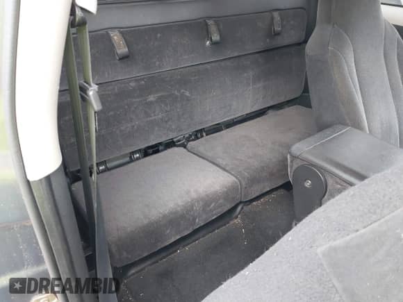 2003 Dodge Dakota SLT with VIN 1D7HL42N63S100130, listed as a IAAI auction lot 41419945 with 185,326 mi miles and . Bid and sale history available at DreamBid. Image 8.