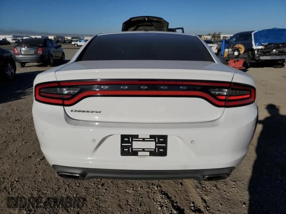 ✅ 2015 Dodge Charger SE • VIN: 2C3CDXBG6FH725549 • Лот: 90736445. Опубликован ранее на Copart с пробегом Не указан. Бесплатный доступ к архиву аукционных продаж из США и подробный отчёт об истории автомобиля на DreamBid. Изображение 6.