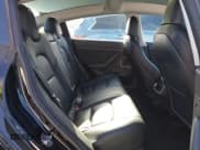 ✅ 2021 Tesla Model 3 Standard Range Plus • VIN: 5YJ3E1EA4MF982032 • Lot: 42271923. Wystawiony na IAAI z przebiegiem 46 651 mil. Bezpłatny archiwum sprzedaży aukcyjnych z USA i szczegółowy raport historii pojazdu na DreamBid. Zdjęcie 8.