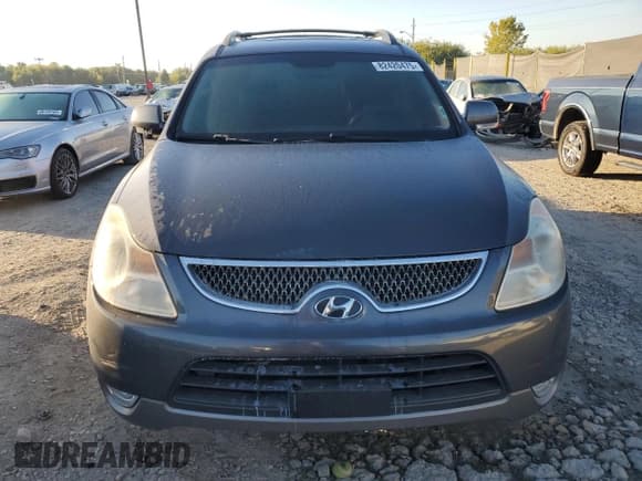 ✅ 2010 Hyundai Veracruz Limited • VIN: KM8NU4CC2AU135168 • Lot: 82420475. Listed on Copart with 162,912 mi. Free auction sales archive from the USA and detailed vehicle history report at DreamBid. Image 5.