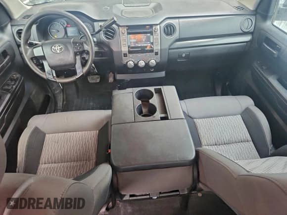 ✅ 2017 Toyota Tundra SR • VIN: 5TFRM5F17HX112984 • Lot: 96316285. Listed on Copart with 278,701 mi. Free auction sales archive from the USA and detailed vehicle history report at DreamBid. Image 8.