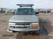 ✅ 2003 Chevrolet S-10 LS • VIN: 1GCDT13X73K125495 • Лот: 41648502. Опубликован ранее на IAAI с пробегом 180 684 миль. Бесплатный доступ к архиву аукционных продаж из США и подробный отчёт об истории автомобиля на DreamBid. Изображение 6.
