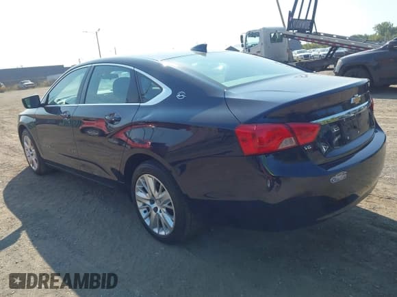 ✅ 2017 Chevrolet Impala LS • VIN: 2G11X5S35H9164441 • Lot: 43190499. Listed on IAAI with 125,536 mi. Free auction sales archive from the USA and detailed vehicle history report at DreamBid. Image 3.