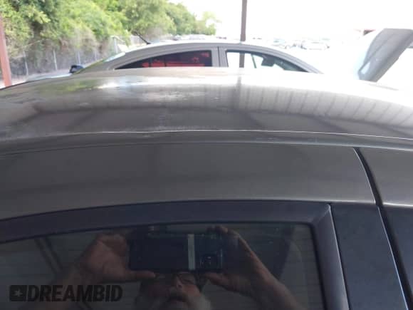 2005 Dodge Neon SXT z VIN 1B3ES56C05D252573, wystawiony jako IAAI lot #42388664 z przebiegiem 128 328 mil mil oraz . Historia ofert i sprzedaży dostępna na DreamBid. Obrazek 16.