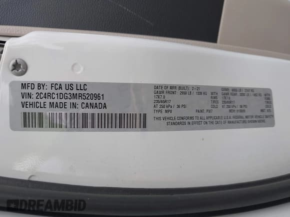 ✅ 2021 Chrysler Voyager LXi • VIN: 2C4RC1DG3MR520961 • Lot: 43097808. Wystawiony na IAAI z przebiegiem 105 091 mil. Bezpłatny archiwum sprzedaży aukcyjnych z USA i szczegółowy raport historii pojazdu na DreamBid. Zdjęcie 9.