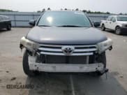 ✅ 2011 Toyota Highlander • VIN: 5TDBK3EH3BS050524 • Lot: 58799385. Wystawiony na Copart z przebiegiem Nie podano. Bezpłatny archiwum sprzedaży aukcyjnych z USA i szczegółowy raport historii pojazdu na DreamBid. Zdjęcie 5.