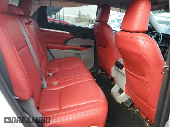 ✅ 2017 Toyota Highlander Hybrid LE • VIN: 5TDBGRFH9HS025073 • Лот: 84342294. Опубликован ранее на Copart с пробегом Не указан. Бесплатный доступ к архиву аукционных продаж из США и подробный отчёт об истории автомобиля на DreamBid. Изображение 11.