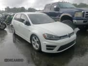 ✅ 2016 Volkswagen Golf R • VIN: WVWLF7AU6GW242000 • Lot: 63763934. Wystawiony na Copart z przebiegiem 115 647 mil. Bezpłatny archiwum sprzedaży aukcyjnych z USA i szczegółowy raport historii pojazdu na DreamBid. Zdjęcie 11.