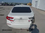 ✅ 2019 Honda Accord Touring • VIN: 1HGCV3F90KA013626 • Lot: 43214189. Wystawiony na IAAI z przebiegiem 126 242 mil. Bezpłatny archiwum sprzedaży aukcyjnych z USA i szczegółowy raport historii pojazdu na DreamBid. Zdjęcie 16.