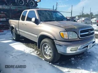 ✅ 2002 Toyota Tundra Limited • VIN: 5TBRT38152S280875 • Lot: 41387829. Listed on IAAI with 186,094 mi. Free auction sales archive from the USA and detailed vehicle history report at DreamBid. Image 1.