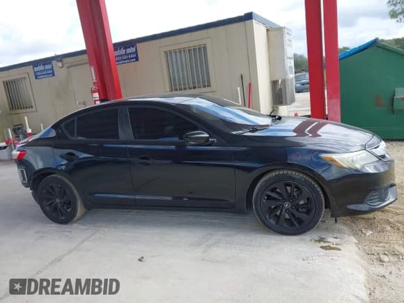 ✅ 2017 Acura ILX • VIN: 19UDE2F30HA006372 • Lot: 43809646. Listed on IAAI with 143,522 mi. Free auction sales archive from the USA and detailed vehicle history report at DreamBid. Image 14.