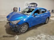 ✅ 2017 Toyota Yaris • VIN: 3MYDLBYVXHY156733 • Lot: 93963295. Wystawiony na Copart z przebiegiem 90 039 mil. Bezpłatny archiwum sprzedaży aukcyjnych z USA i szczegółowy raport historii pojazdu na DreamBid. Zdjęcie 1.