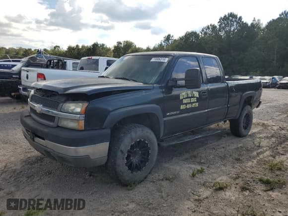 ✅ 2003 Chevrolet Silverado 2500HD LS • VIN: 1GCHC29U23E198146 • Лот: 73506314. Опубликован ранее на Copart с пробегом 232 549 миль. Бесплатный доступ к архиву аукционных продаж из США и подробный отчёт об истории автомобиля на DreamBid. Изображение 1.