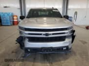 ✅ 2019 Chevrolet Silverado 1500 RST • VIN: 1GCRYEED4KZ208499 • Lot: 82109795. Wystawiony na Copart z przebiegiem 70 871 mil. Bezpłatny archiwum sprzedaży aukcyjnych z USA i szczegółowy raport historii pojazdu na DreamBid. Zdjęcie 5.