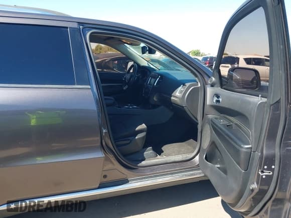 ✅ 2015 Dodge Durango SXT • VIN: 1C4RDJAG6FC760728 • Lot: 43301973. Wystawiony na IAAI z przebiegiem 90 101 mil. Bezpłatny archiwum sprzedaży aukcyjnych z USA i szczegółowy raport historii pojazdu na DreamBid. Zdjęcie 5.