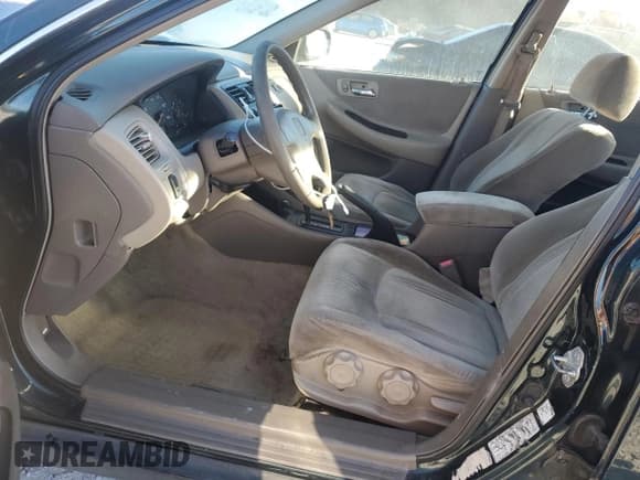 ✅ 2000 Honda Accord SE • VIN: 1HGCG5675YA097813 • Lot: 86464395. Listed on Copart with 169,534 mi. Free auction sales archive from the USA and detailed vehicle history report at DreamBid. Image 7.