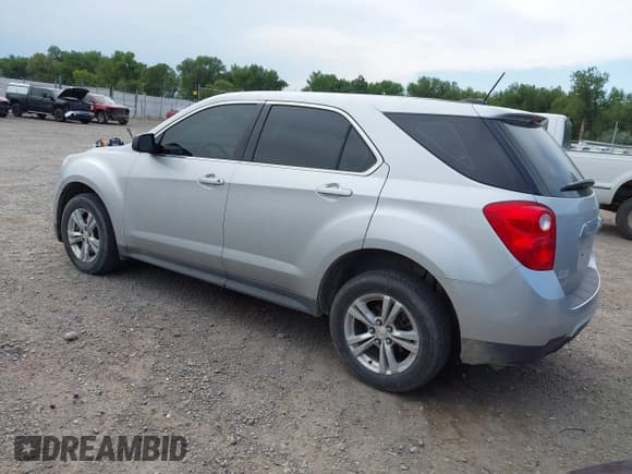 ✅ 2015 Chevrolet Equinox LS • VIN: 2GNFLEEK0F6100342 • Лот: 42873031. Опубликован ранее на IAAI с пробегом 107 664 миль. Бесплатный доступ к архиву аукционных продаж из США и подробный отчёт об истории автомобиля на DreamBid. Изображение 3.