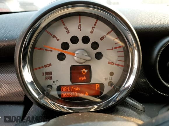 ✅ 2012 MINI Coupe S • VIN: WMWSX3C57CT155013 • Lot: 88066275. Listed on Copart with 69,870 mi. Free auction sales archive from the USA and detailed vehicle history report at DreamBid. Image 9.