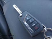 ✅ 2024 Toyota Camry SE • VIN: 4T1G11AK0RU908693 • Лот: 43606809. Опубликован ранее на IAAI с пробегом 69 761 миль. Бесплатный доступ к архиву аукционных продаж из США и подробный отчёт об истории автомобиля на DreamBid. Изображение 11.