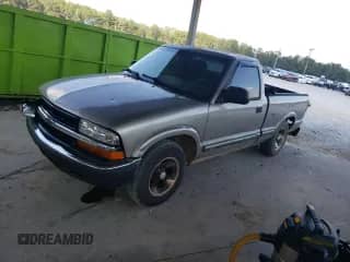 2003 Chevrolet S-10 with VIN 1GCCS14X538212239, listed as a Copart auction lot 73034054 with 276,576 mi miles and Salvage title. Bid and sale history available at DreamBid. Image 1.