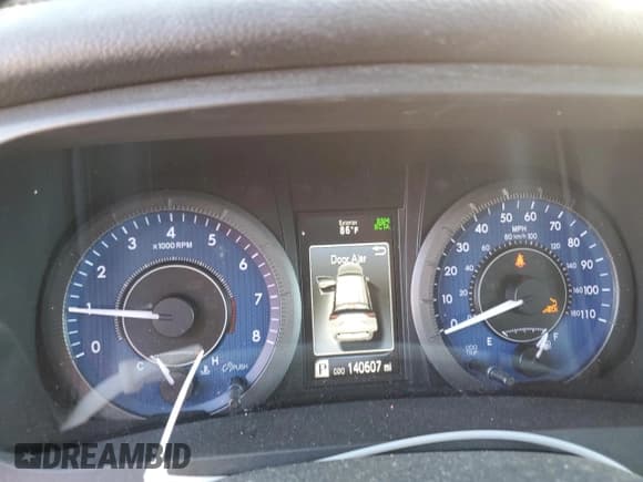 ✅ 2020 Toyota Sienna XLE • VIN: 5TDYZ3DC8LS030721 • Lot: 81811265. Wystawiony na Copart z przebiegiem 140 607 mil. Bezpłatny archiwum sprzedaży aukcyjnych z USA i szczegółowy raport historii pojazdu na DreamBid. Zdjęcie 9.