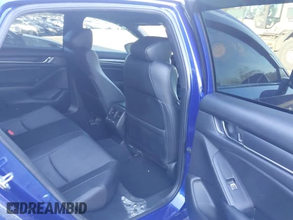 ✅ 2021 Honda Accord Sport • VIN: 1HGCV2F35MA017356 • Лот: 43478406. Опубликован ранее на IAAI с пробегом 34 312 миль. Бесплатный доступ к архиву аукционных продаж из США и подробный отчёт об истории автомобиля на DreamBid. Изображение 8.