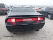 ✅ 2010 Dodge Challenger R/T Classic • VIN: 2B3CJ5DT4AH141020 • Lot: 41693638. Wystawiony na IAAI z przebiegiem 153 469 mil. Bezpłatny archiwum sprzedaży aukcyjnych z USA i szczegółowy raport historii pojazdu na DreamBid. Zdjęcie 16.