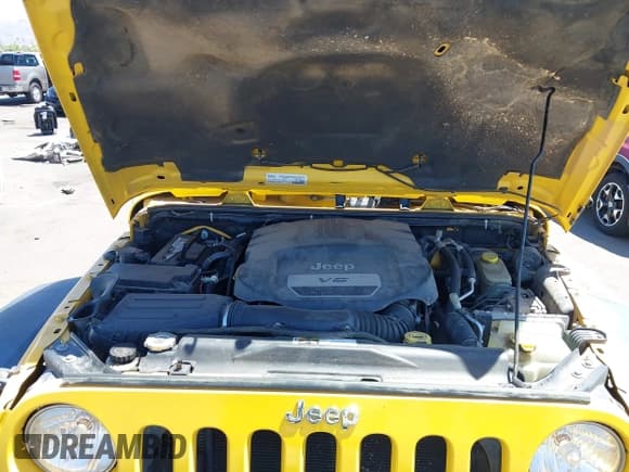 ✅ 2015 Jeep Wrangler Unlimited Rubicon • VIN: 1C4BJWFG9FL593183 • Lot: 42516405. Listed on IAAI with 82,992 mi. Free auction sales archive from the USA and detailed vehicle history report at DreamBid. Image 10.