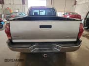 ✅ 2005 Toyota Tacoma • VIN: 5TEUU42N75Z129916 • Лот: 81287545. Опубликован ранее на Copart с пробегом 133 995 миль. Бесплатный доступ к архиву аукционных продаж из США и подробный отчёт об истории автомобиля на DreamBid. Изображение 6.