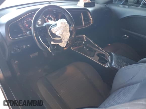 ✅ 2017 Dodge Challenger R/T • VIN: 2C3CDZBT2HH655866 • Lot: 87236045. Listed on Copart with 72,741 mi. Free auction sales archive from the USA and detailed vehicle history report at DreamBid. Image 8.