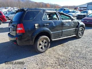 ✅ 2008 Kia Sorento EX • VIN: KNDJC736985809614 • Lot: 43647415. Wystawiony na IAAI z przebiegiem 307 858 mil. Bezpłatny archiwum sprzedaży aukcyjnych z USA i szczegółowy raport historii pojazdu na DreamBid. Zdjęcie 4.