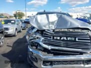 ✅ 2022 Ram 2500 Laramie • VIN: 3C6UR5FJ8NG386875 • Lot: 41705821. Wystawiony na IAAI z przebiegiem 44 167 mil. Bezpłatny archiwum sprzedaży aukcyjnych z USA i szczegółowy raport historii pojazdu na DreamBid. Zdjęcie 6.