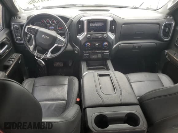 ✅ 2021 Chevrolet Silverado 1500 RST • VIN: 1GCUYEET3MZ256094 • Lot: 65181395. Wystawiony na Copart z przebiegiem 55 654 mil. Bezpłatny archiwum sprzedaży aukcyjnych z USA i szczegółowy raport historii pojazdu na DreamBid. Zdjęcie 8.