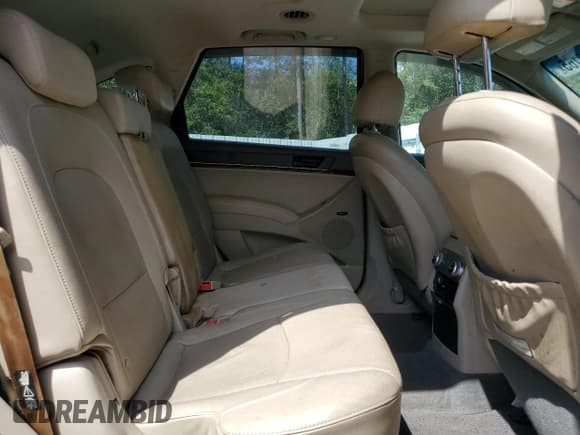 ✅ 2011 Hyundai Veracruz Limited • VIN: KM8NU4CC7BU176591 • Lot: 81698165. Listed on Copart with 187,987 mi. Free auction sales archive from the USA and detailed vehicle history report at DreamBid. Image 11.